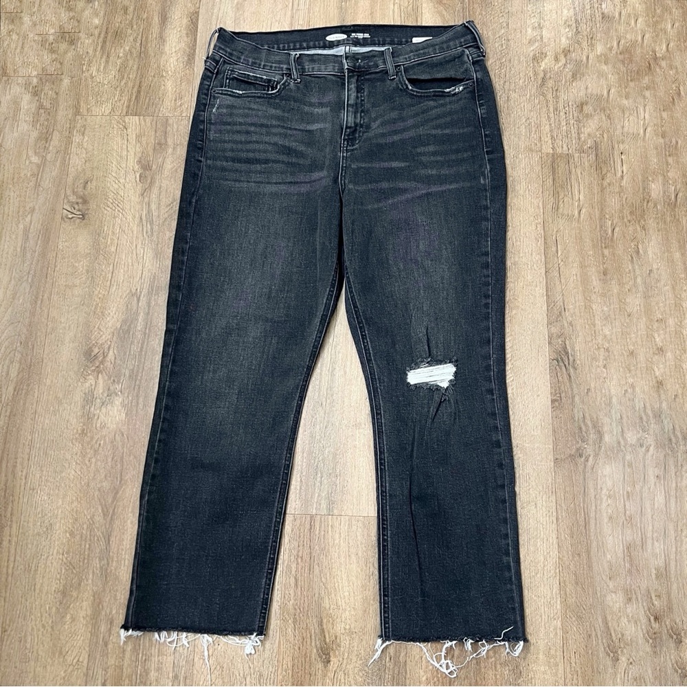 Old Navy The Power Jean A.K.A The Perfect Straight Ankle In Black